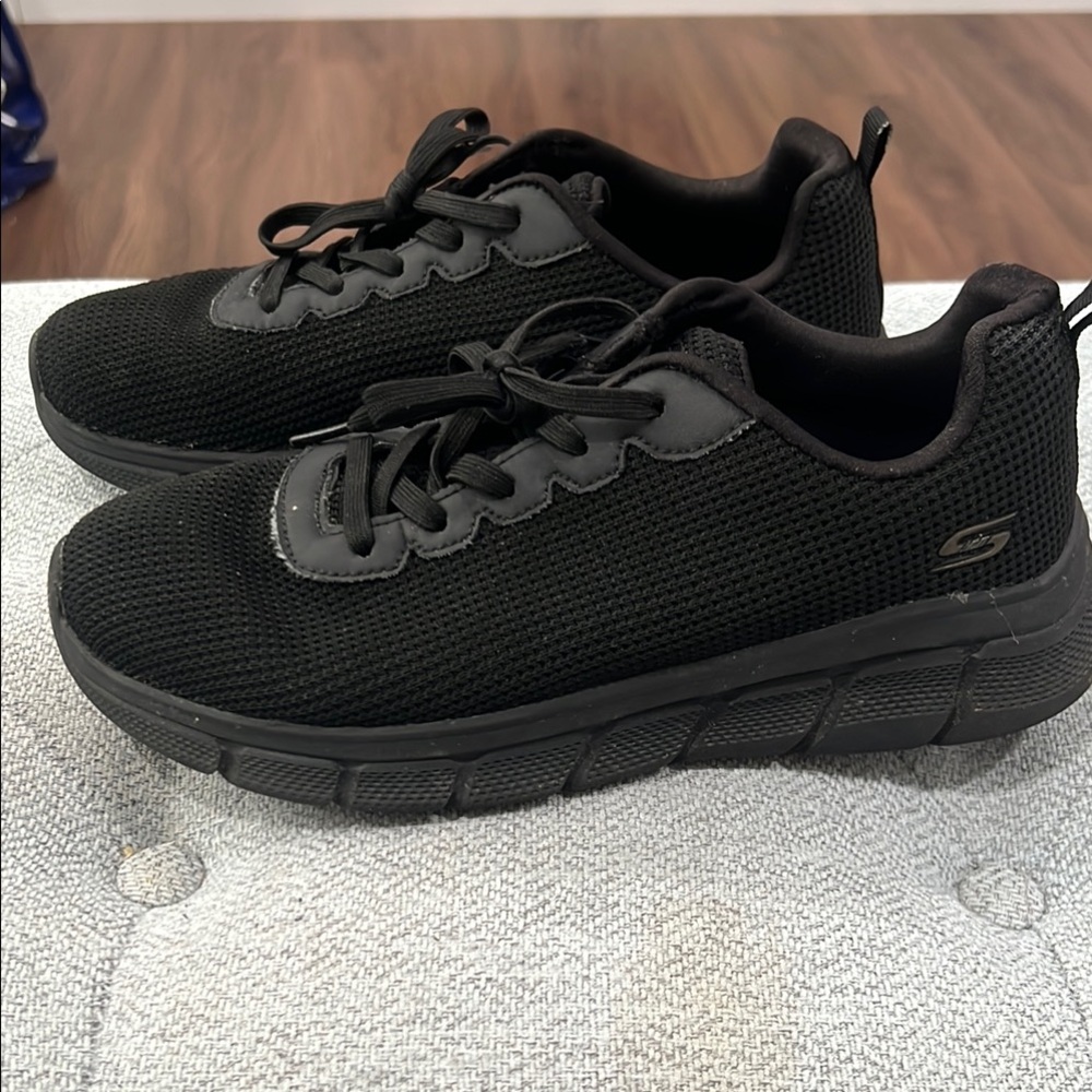 Skechers Women's Black Athletic Shoes